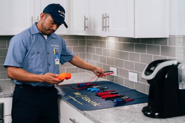 How Can a Licensed Electrician Save You Money?
