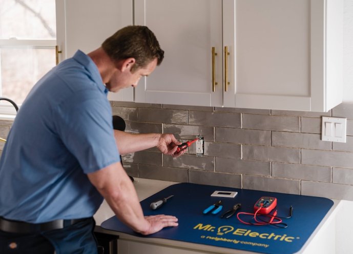 Different Types of Electrical Outlets & What They're For